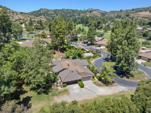 2704 Almendra Court, Fallbrook, California 92028, 2 Bedrooms Bedrooms, ,2 BathroomsBathrooms,Residential,For Sale,Almendra Court,NDP2405277