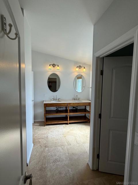 1210 CALIFORNIA, Imperial Beach CA: https://media.crmls.org/mediaz/43b009ef-302d-4db7-93d0-04d17881c674.jpg