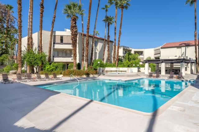 1552 S Camino Real, Palm Springs CA: https://media.crmls.org/mediaz/43b035ec-baf1-4f4b-9e39-93c9c364f856.jpg