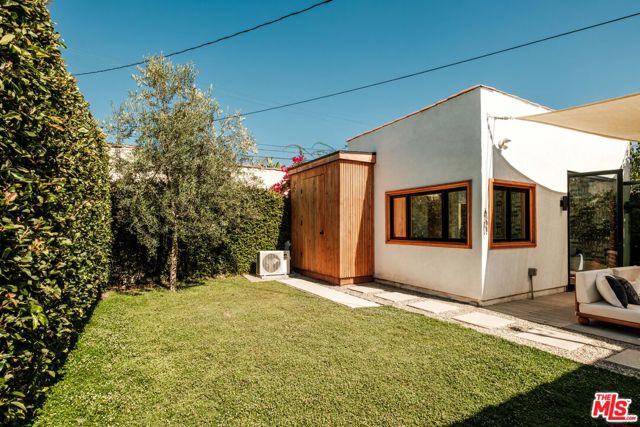 3 Bed Home for Sale in Los Angeles, California