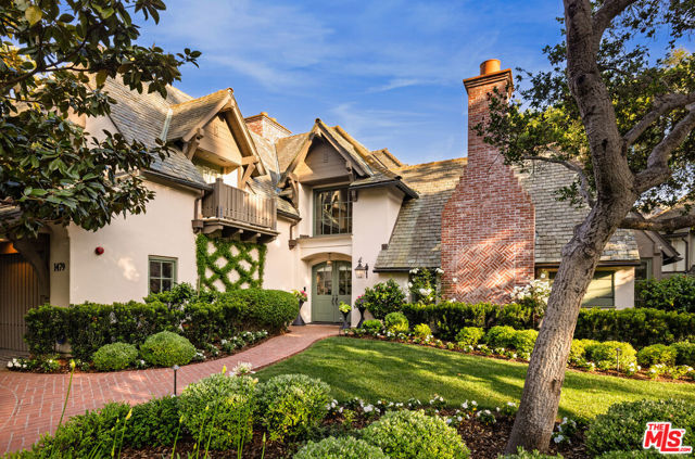 1479 Bonnymede Drive, Santa Barbara CA: https://media.crmls.org/mediaz/43b0f15f-fe8d-414b-b181-d838e3bcb7c2.jpg