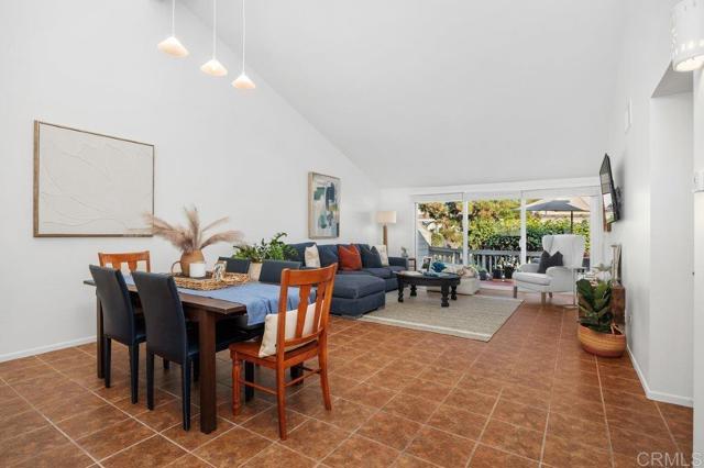 Detail Gallery Image 11 of 43 For 1813 Wilton Rd., Encinitas,  CA 92024 - 2 Beds | 2 Baths