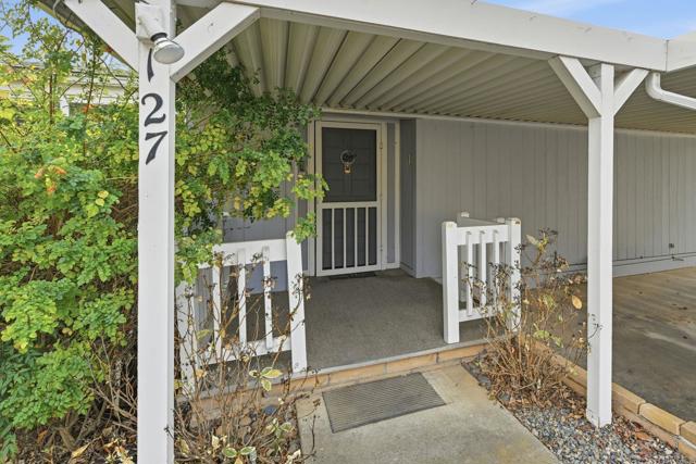 Detail Gallery Image 7 of 57 For 18218 Paradise Mountain Road #127,  Valley Center,  CA 92082 - 3 Beds | 2 Baths