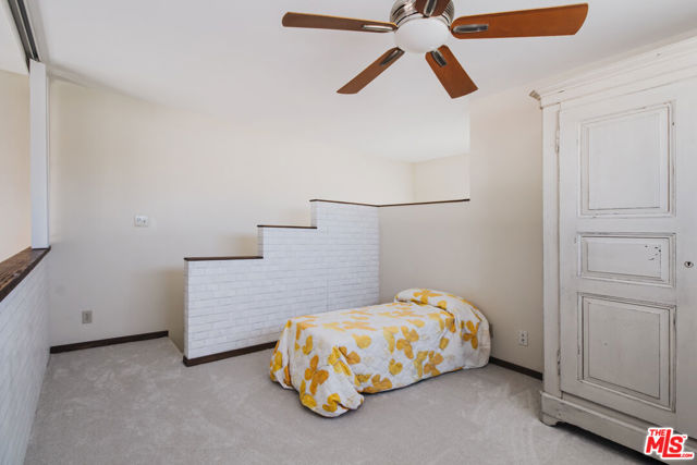 8180 Manitoba Street, Playa del Rey CA: https://media.crmls.org/mediaz/43b4171e-1b67-434d-95c0-13ed1ef8fab2.jpg