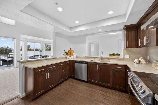 912 Campisi Way, Campbell CA: https://media.crmls.org/mediaz/43b5bb56-4b7d-4bd5-9fa3-238469df3f45.jpg