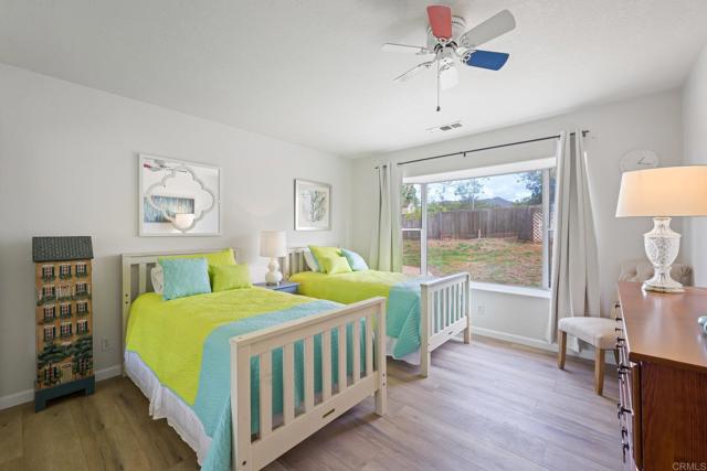 Detail Gallery Image 20 of 64 For 330 Skyline Dr, Vista,  CA 92084 - 5 Beds | 5 Baths