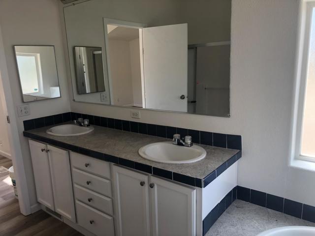 8260 Hunters Valley Road, Mariposa CA: https://media.crmls.org/mediaz/43b6d032-b156-4f3f-86a5-697d3f6c5c71.jpg