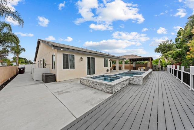 40359 Heirloom Court, Murrieta CA: https://media.crmls.org/mediaz/43b81a2a-0893-4a8e-97f5-175d1c6cb753.jpg