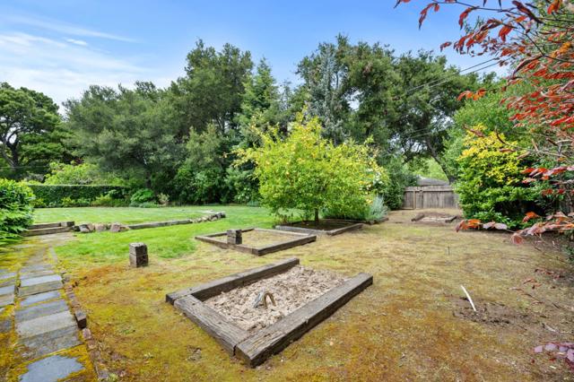 37 Lupin Lane, Atherton CA: https://media.crmls.org/mediaz/43b83e0a-caa8-46cc-9283-1affba147bbb.jpg