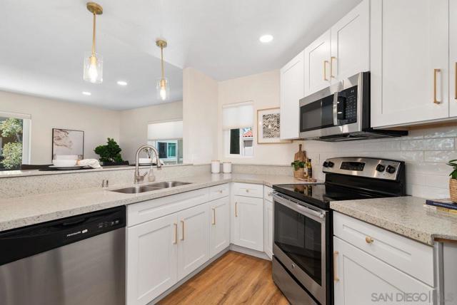 7545 Charmant, San Diego CA: https://media.crmls.org/mediaz/43b86fcc-6d3c-4f15-85d8-98cbc44e39de.jpg