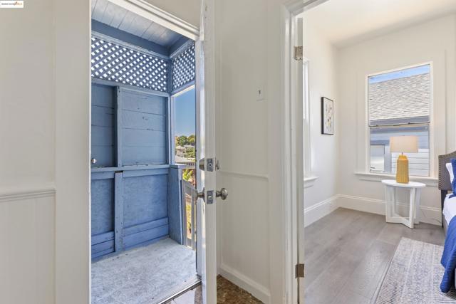 2029 E 22nd St, Oakland CA: https://media.crmls.org/mediaz/43b87494-1f47-4cfd-bb11-223f49090d2b.jpg