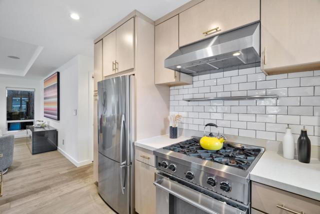 645 Maybell Avenue, Palo Alto CA: https://media.crmls.org/mediaz/43b8cbf8-fa27-4243-8166-389b06a125a4.jpg