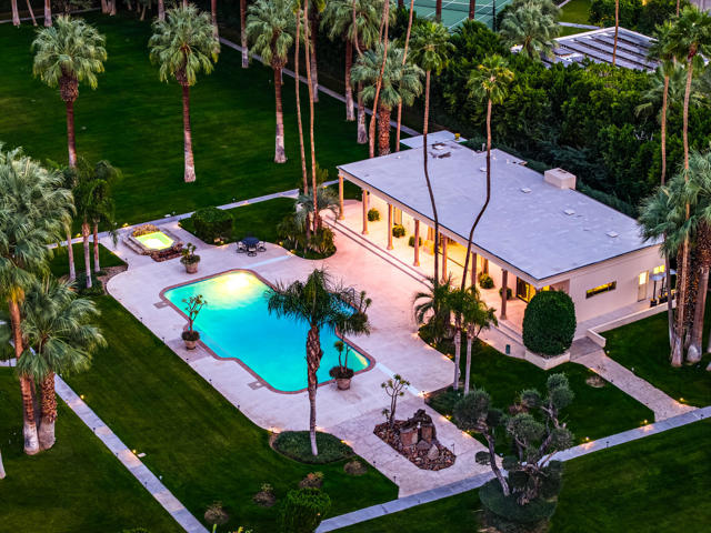 457 W Hermosa Place, Palm Springs, CA 92262