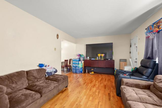 2421 Karen Drive, Santa Clara CA: https://media.crmls.org/mediaz/43ba4c87-5251-433e-a8db-495fdb052e4e.jpg