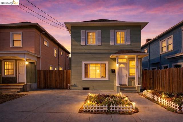 3114 california, Berkeley CA: https://media.crmls.org/mediaz/43ba7d27-004b-4431-bb9b-6a405969785a.jpg