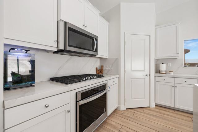 42939 Cowboy Court, Indio CA: https://media.crmls.org/mediaz/43bb199f-a683-4cf7-bec4-a3ea7f78800c.jpg