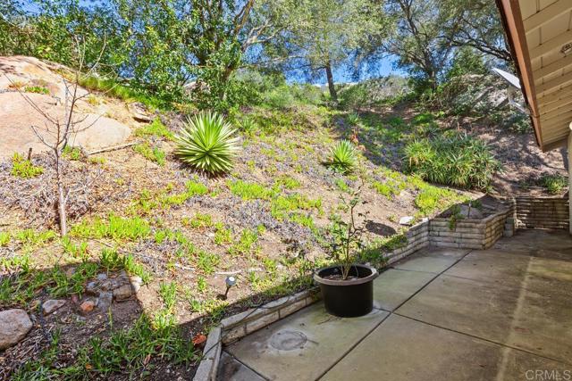 Detail Gallery Image 41 of 59 For 28444 Fallen Tree Ln, Escondido,  CA 92026 - 3 Beds | 2/1 Baths