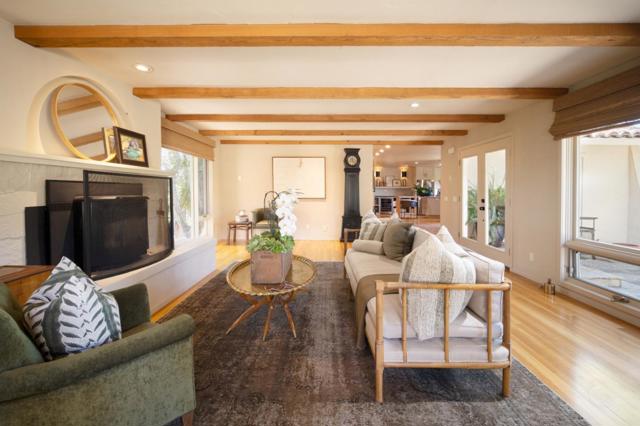 12500 Saddle Way, Carmel Valley CA: https://media.crmls.org/mediaz/43bbe4b9-464a-442c-9418-b0966dfa9efd.jpg