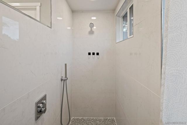 3356 Corte Tiburon, Carlsbad CA: https://media.crmls.org/mediaz/43bc88be-50a0-4b5a-8208-5a3935397cbd.jpg