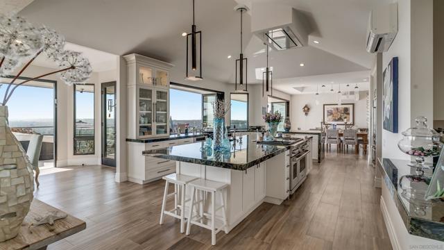 Image 4 of 75 For 7173 Obelisco Cir