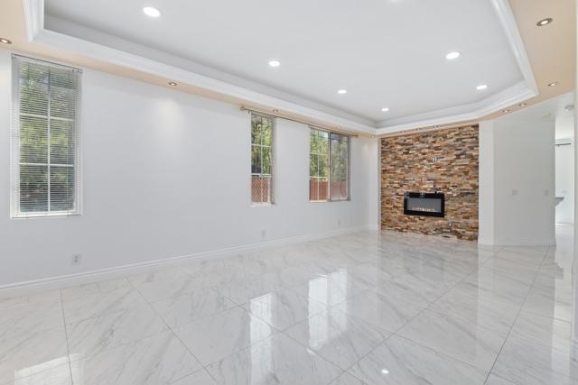 41231 Crooked Stick Dr, Temecula CA: https://media.crmls.org/mediaz/43bdc664-49b4-4abf-98d2-cf369e31c6c3.jpg