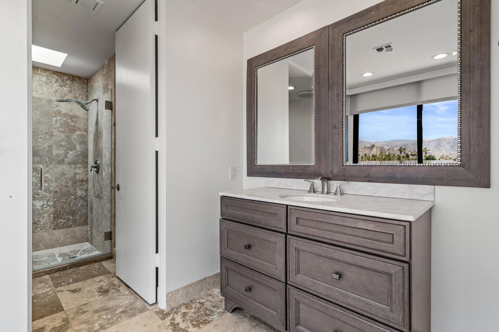 43bdccec Fbcd 43ed 8ea5 A74521f157aa