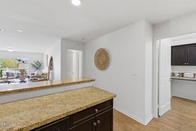 Detail Gallery Image 14 of 28 For 996 Los Angeles Ave #101,  Ventura,  CA 93004 - 3 Beds | 2 Baths