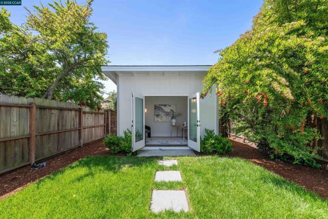 1054 Masonic Ave., Albany CA: https://media.crmls.org/mediaz/43bf523d-3ad9-407f-873f-99039822a0b1.jpg