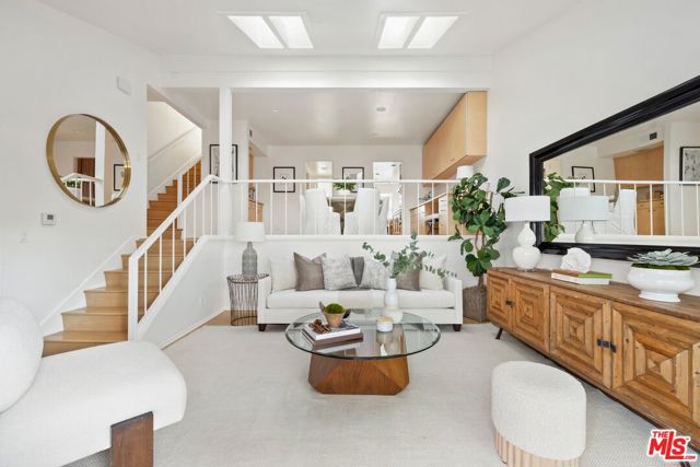 13010 Maxella Avenue, 5 photo 4