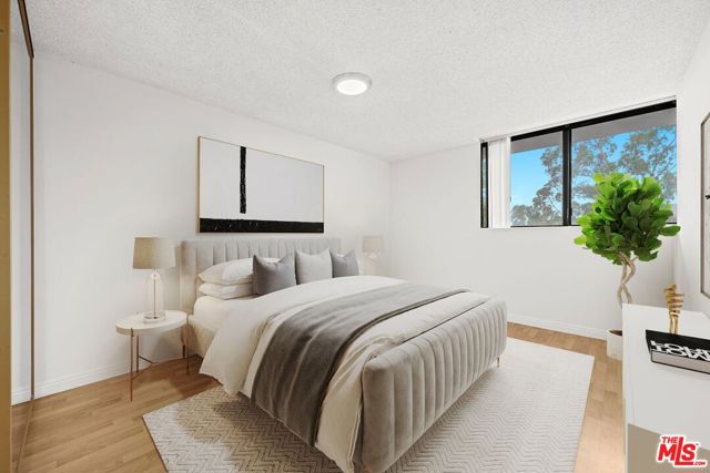 10535 Wilshire Boulevard, Los Angeles CA: https://media.crmls.org/mediaz/43bfc297-a200-4596-b404-a0498551ddfa.jpg