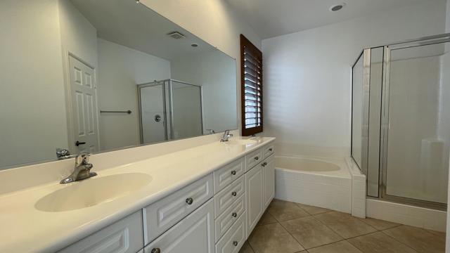82549 Tivoli Court, Indio CA: https://media.crmls.org/mediaz/43c009d1-c13b-4b3c-b139-41c90040f819.jpg