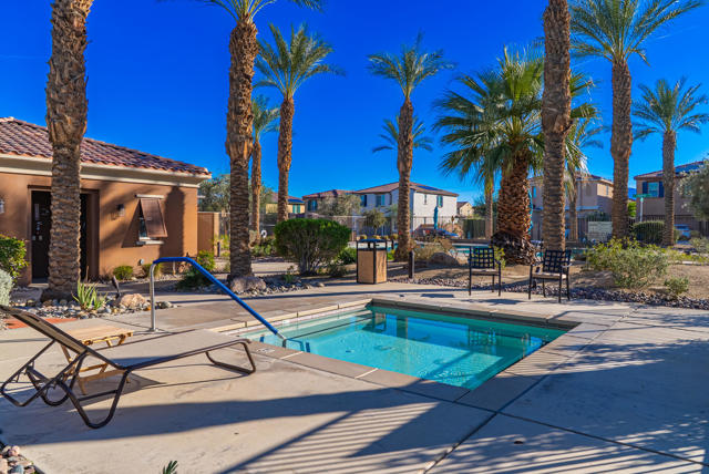 35425 Domani Drive, Palm Desert CA: https://media.crmls.org/mediaz/43c03282-ab46-40cf-9ec5-6701b15f187d.jpg