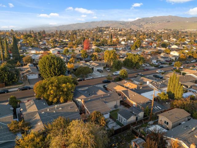3224 Mount Rainier Drive, San Jose CA: https://media.crmls.org/mediaz/43c199b1-6638-441f-8177-795217835d16.jpg