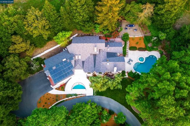 Image 51 of 52 For 1006 Howard Hills Rd