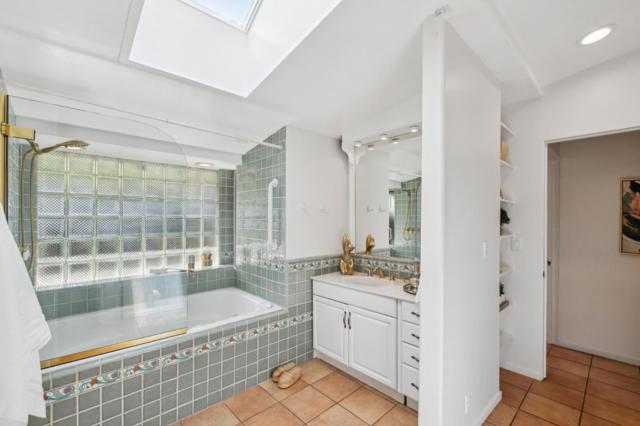 342 Carolina Lane, Palo Alto CA: https://media.crmls.org/mediaz/43c38585-7233-49cb-a191-f0286b55f201.jpg