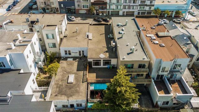 15241526 Irving Street, San Francisco CA: https://media.crmls.org/mediaz/43c3c9a9-0daf-4c1e-9b35-9bef8e12fea6.jpg