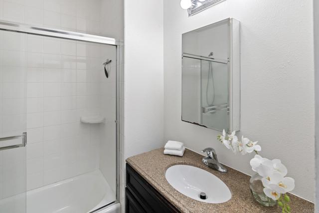Detail Gallery Image 6 of 34 For 1021 Scott St #130,  Point Loma,  CA 92106 - 0 Beds | 1 Baths
