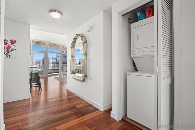 1080 Park Blvd, San Diego CA: https://media.crmls.org/mediaz/43c4a242-4049-4521-9e6f-0c459c2935f9.jpg