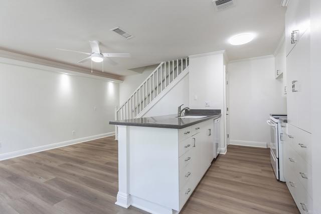 8842 Mission Vega Ct, Santee CA: https://media.crmls.org/mediaz/43c54545-2752-459d-a59d-42bc43b8ac36.jpg