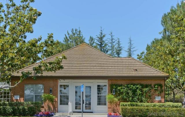 1150 ALOE CT., San Marcos CA: https://media.crmls.org/mediaz/43c56de5-8ce1-4d91-95b6-21d259e134d0.jpg