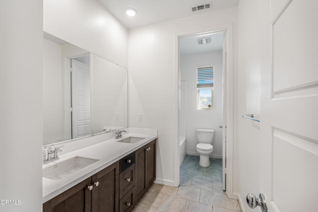 Detail Gallery Image 15 of 24 For 1224 Redbud St, Santa Paula,  CA 93060 - 4 Beds | 3 Baths