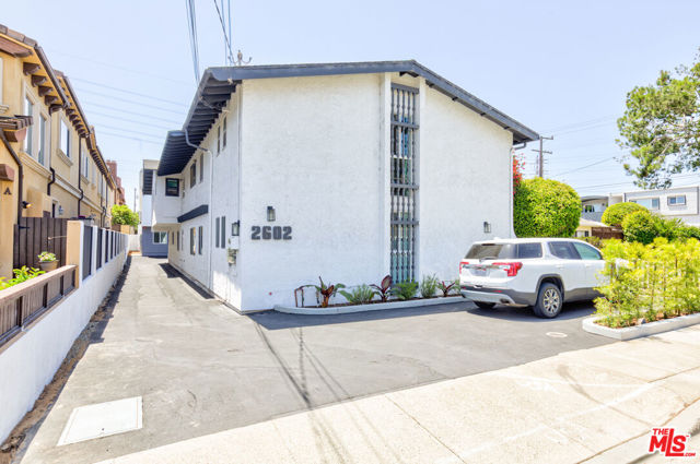 Image 4 of 42 For 2602 Carnegie Lane