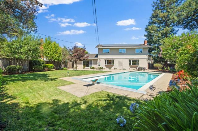 1454 Kyle Court, Sunnyvale CA: https://media.crmls.org/mediaz/43c80bc4-1964-4052-97a0-38b95a71c493.jpg