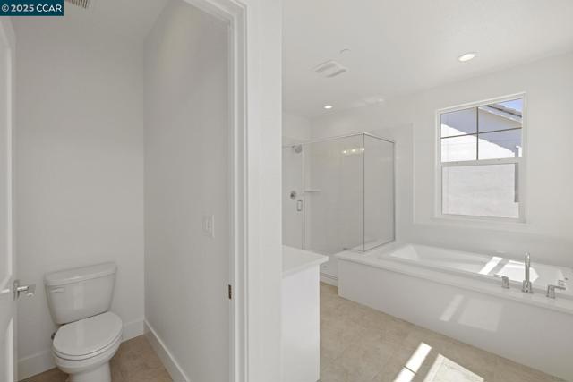 8121 Vessel Way, Sacramento CA: https://media.crmls.org/mediaz/43c825c6-c348-4017-96dc-3736b29d7fa3.jpg