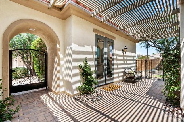 40426 Calle Estela, Indio CA: https://media.crmls.org/mediaz/43c90e74-e0b8-40dc-86d3-9ffdc6f891fe.jpg