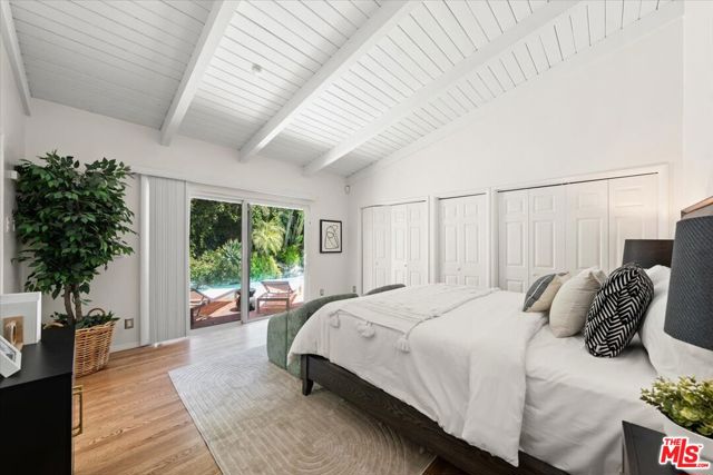 1220 N Norman Place, Los Angeles CA: https://media.crmls.org/mediaz/43c96d29-43a5-42e6-9493-5244efab2a8f.jpg