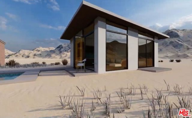 62775 Sullivan Road, Joshua Tree CA: https://media.crmls.org/mediaz/43c96efd-5fc9-4da4-9a05-4406a5ee284c.jpg