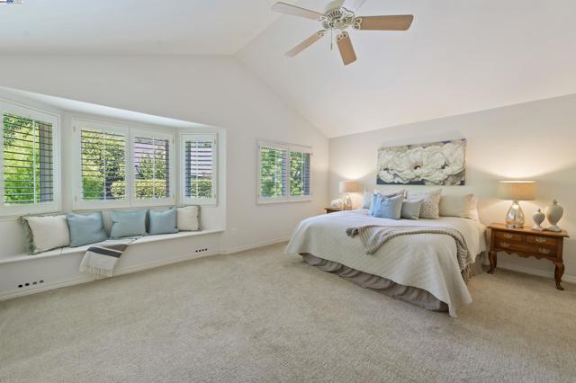 3338 Marsh Hawk Court, Pleasanton CA: https://media.crmls.org/mediaz/43cb04f1-b797-4513-ad8c-e64580b03d33.jpg