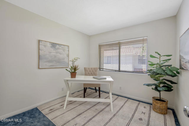 2864 Instone Court, Westlake Village CA: https://media.crmls.org/mediaz/43cb0df2-0136-49db-8ab0-78194df317ff.jpg