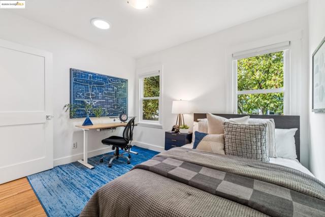 714 Evelyn Ave, Albany CA: https://media.crmls.org/mediaz/43cb967c-bfa5-4047-9923-9ddf4b32e68b.jpg